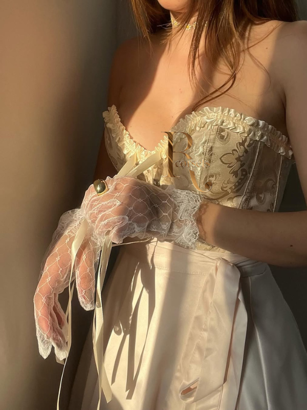 Corset Victoriano Dorado – Elegancia y Confianza Atemporal ✨